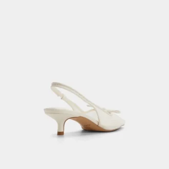 Azaro Slingback-Sandale mit Kitten-Absatz