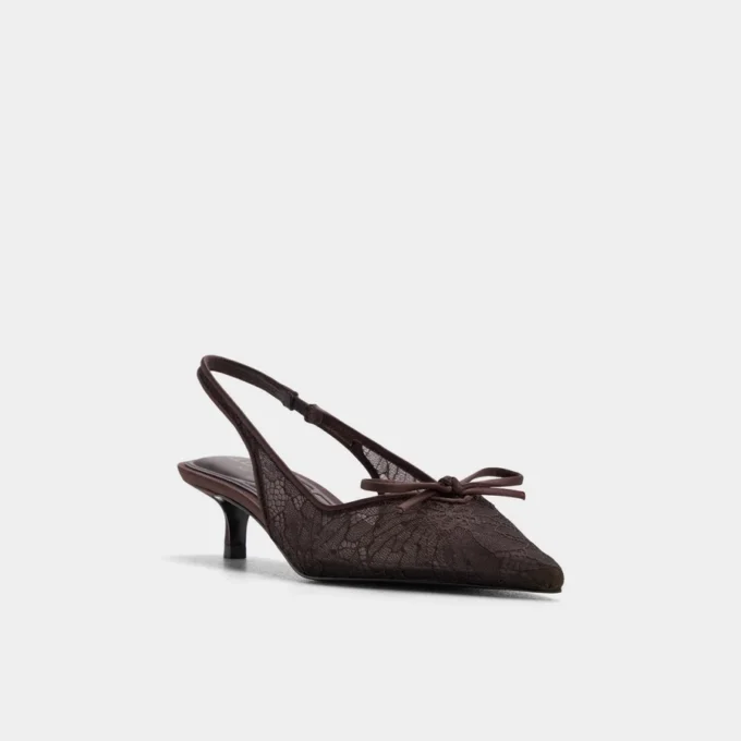 Azaro Slingback-Sandale mit Kitten-Absatz