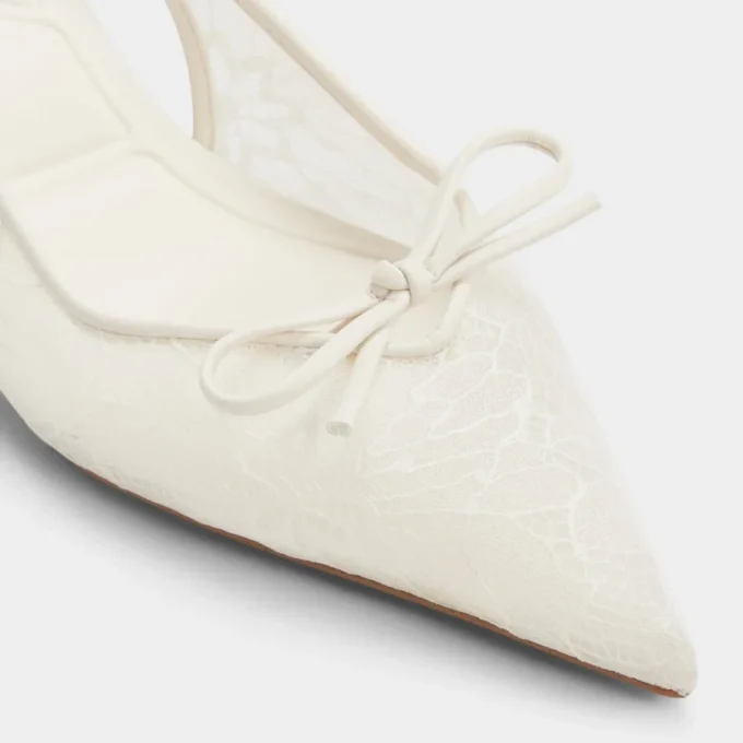 Azaro Slingback-Sandale mit Kitten-Absatz