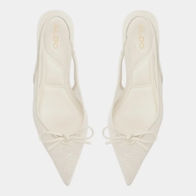 Azaro Slingback-Sandale mit Kitten-Absatz