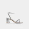Boucliette Riemchensandale mit Absatz, Blockabsatz Boucliette Riemchensandale mit Absatz, Blockabsatz