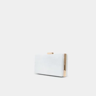 Bridetobee Clutch