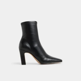 Cybele Stiefeletten, Blockabsatz