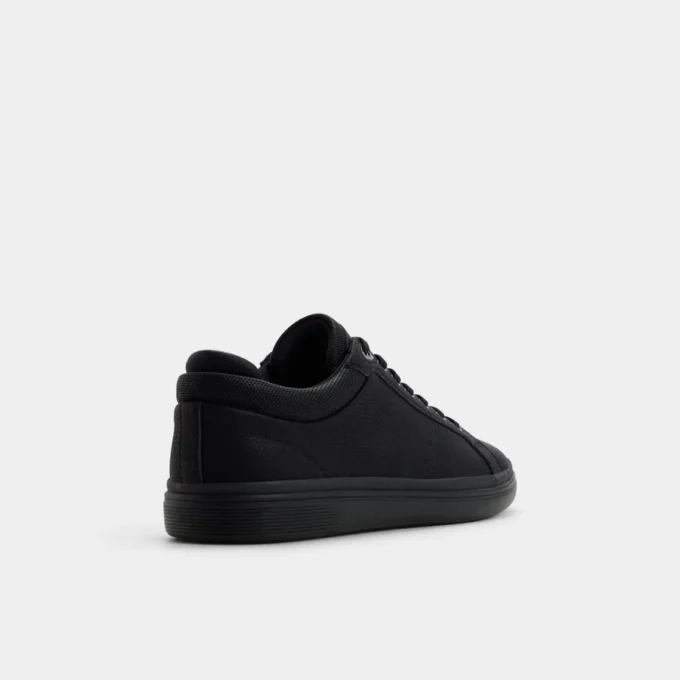 Finespec Low-Top-Sneaker, Cup-Sohle Finespec Low-Top-Sneaker, Cup-Sohle