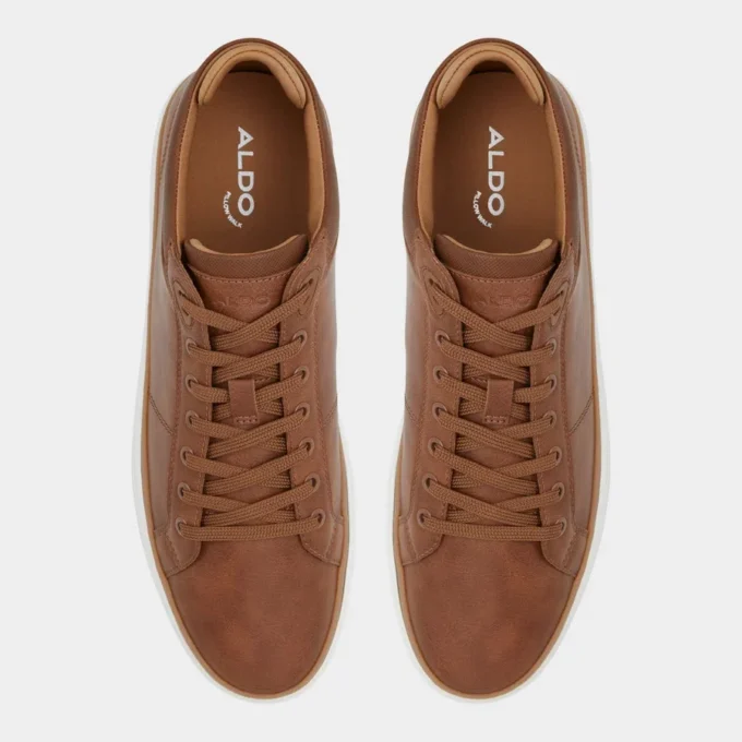 Finespec Low-Top-Sneaker, Cup-Sohle Finespec Low-Top-Sneaker, Cup-Sohle