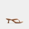 Flip-Flops mit Absatz, Kitten-Heel
