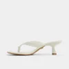 Flip-Flops mit Absatz, Kitten-Heel