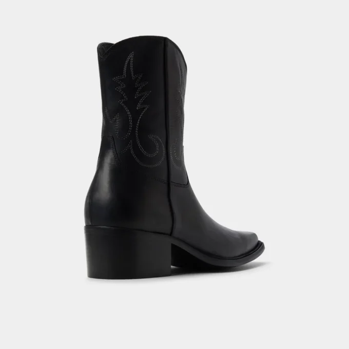 Guthrie Stiefeletten, Blockabsatz