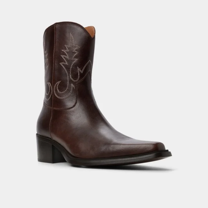 Guthrie Stiefeletten, Blockabsatz