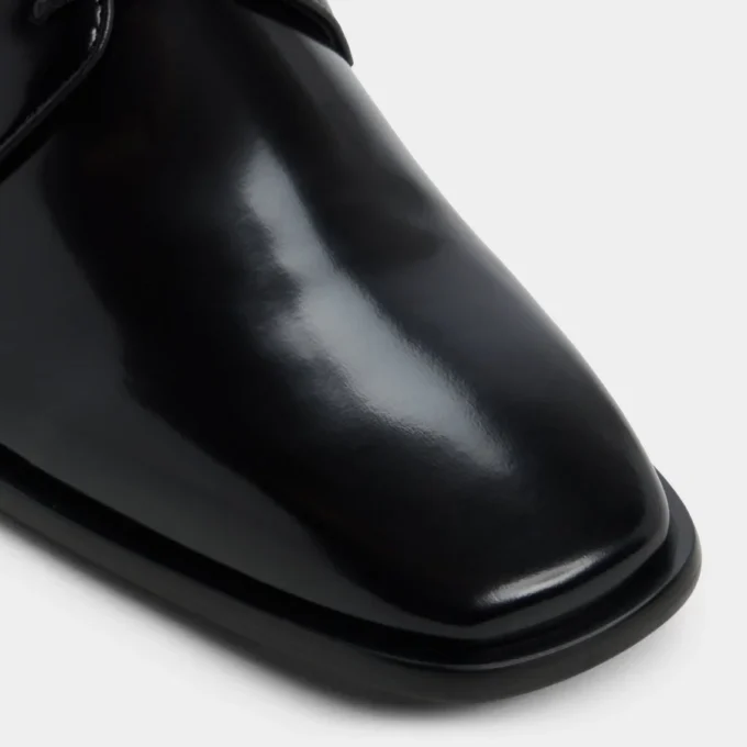 Hughes Oxford-Schuh Hughes Oxford-Schuh