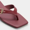 Leonnia Flip-Flop