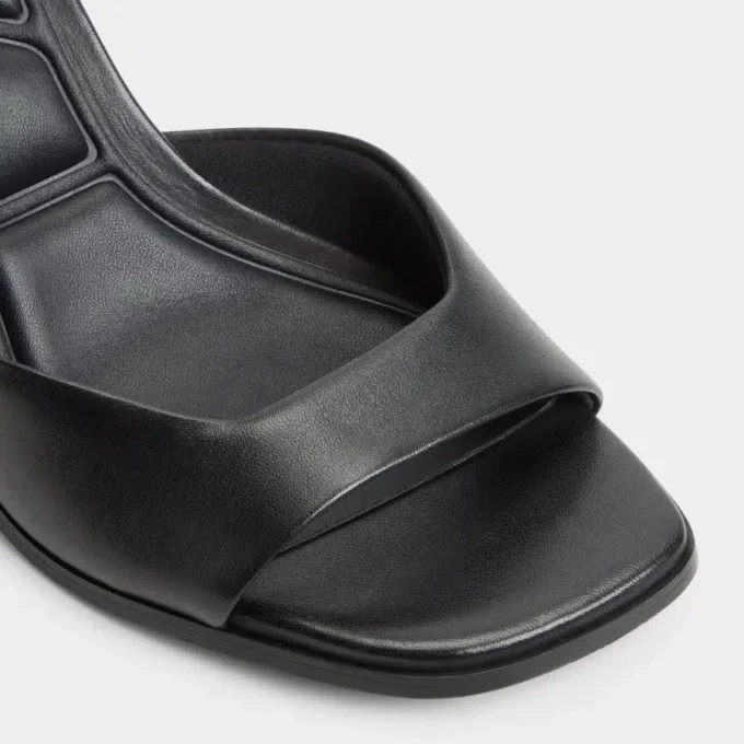 Lisia Pantolette mit Absatz, Blockabsatz