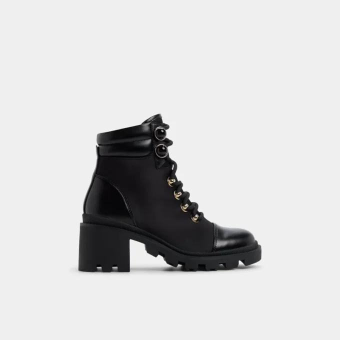 Mariettia Schnürstiefel, Profilsohle