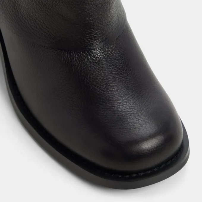Nolya Stiefeletten, Blockabsatz