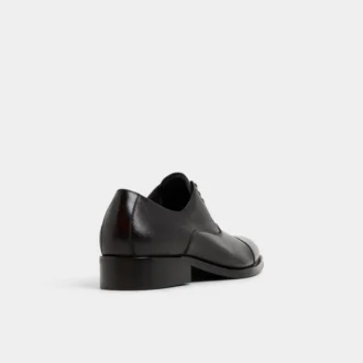 Reece Oxford-Schuh