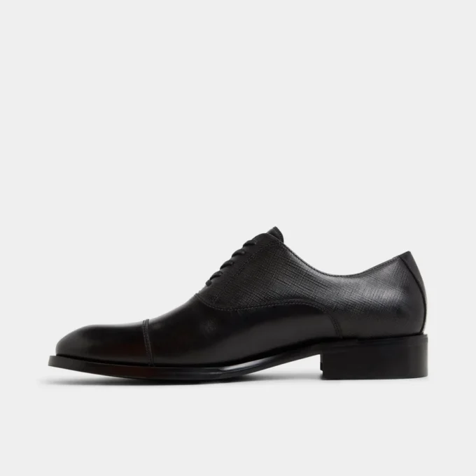 Reece Oxford-Schuh