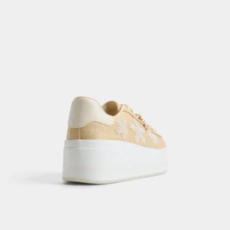 Solair Sneaker, Plateau
