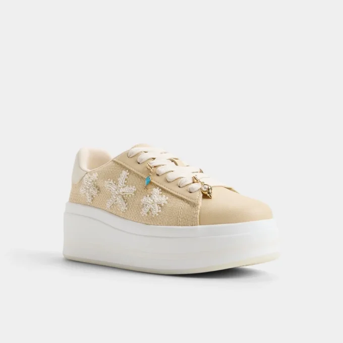 Solair Sneaker, Plateau