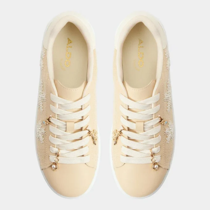 Solair Sneaker, Plateau