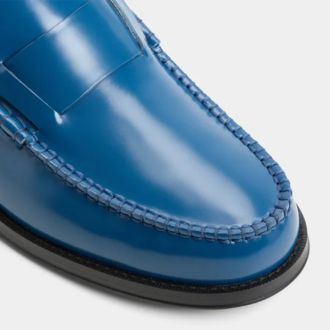 Tides Loafer